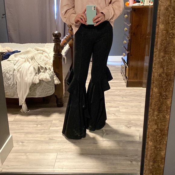 Del Lago Super Flare Pull on Jean / Pant - Black - Picture 1 of 11